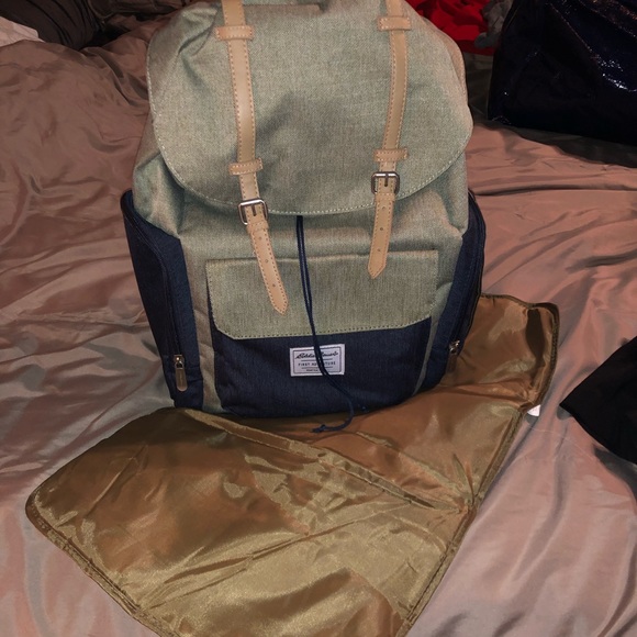 Eddie Bauer Diaper Bag - Picture 3 of 6